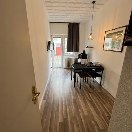 Apartments, Direkt Am Dom Zentrum Grosses 3 50 Qm * Keulen