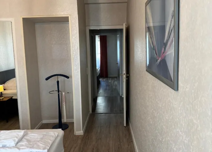 50 Qm Zentral In Domnähe Köln